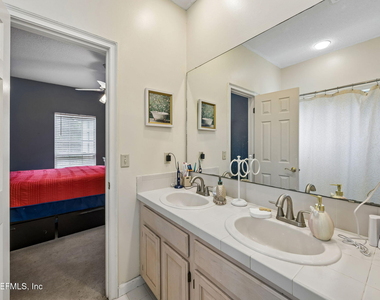 8342 Amherst Hills Lane - Photo Thumbnail 25