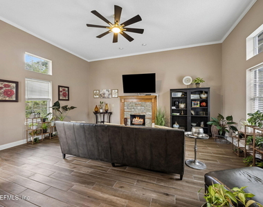 8342 Amherst Hills Lane - Photo Thumbnail 9