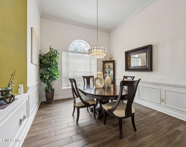 8342 Amherst Hills Lane - Photo Thumbnail 13