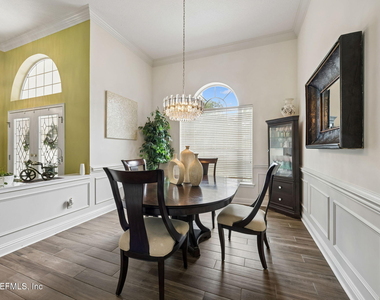 8342 Amherst Hills Lane - Photo Thumbnail 14