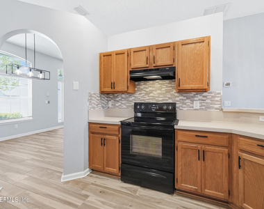 13245 Milhouse Way - Photo Thumbnail 12
