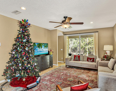 1808 Cross Pointe Way - Photo Thumbnail 3