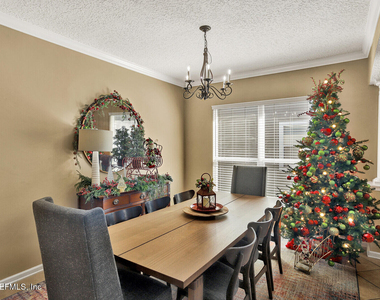 1808 Cross Pointe Way - Photo Thumbnail 7