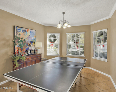 1808 Cross Pointe Way - Photo Thumbnail 9