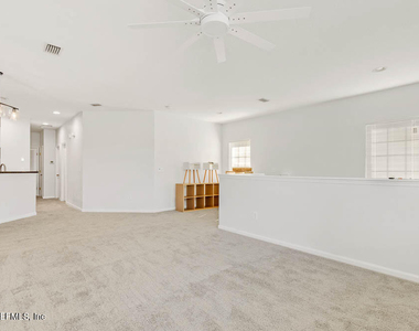 12301 Kernan Forest Boulevard - Photo Thumbnail 8