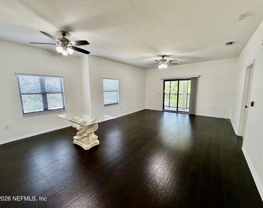 104 Laurel Wood Way - Photo Thumbnail 7