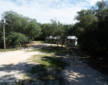 7463 Lilly Court - Photo Thumbnail 23