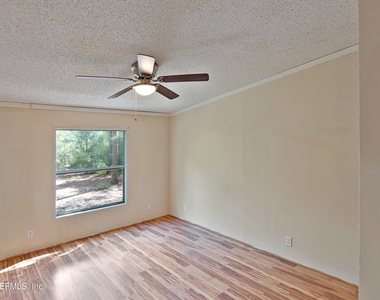 7463 Lilly Court - Photo Thumbnail 12