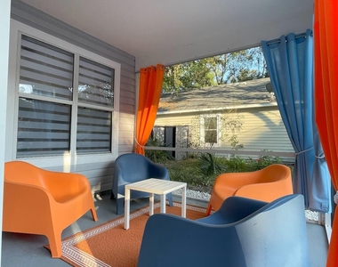 232 Nesmith Avenue - Photo Thumbnail 5