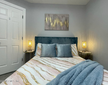 232 Nesmith Avenue - Photo Thumbnail 23