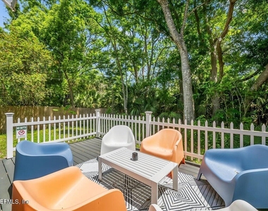 232 Nesmith Avenue - Photo Thumbnail 44