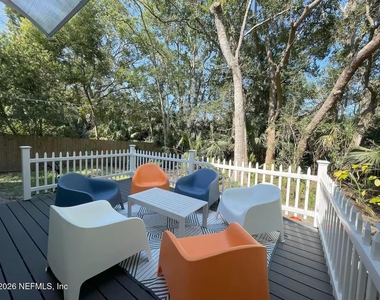 232 Nesmith Avenue - Photo Thumbnail 46