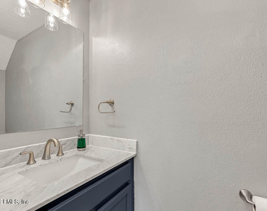 12423 Forest Lake Circle N - Photo Thumbnail 22