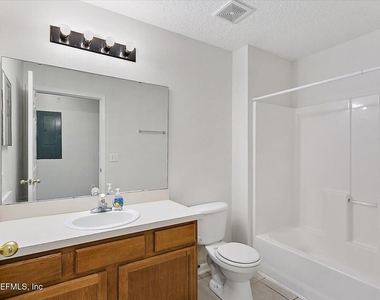 7920 Merrill Road - Photo Thumbnail 10