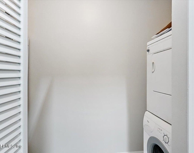 7920 Merrill Road - Photo Thumbnail 6