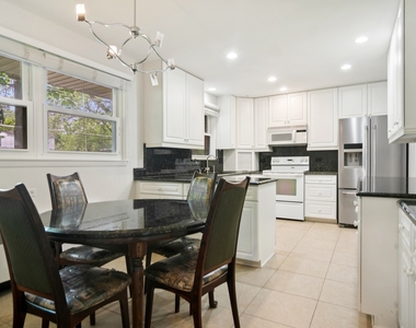 639 Melody Lane - Photo Thumbnail 3