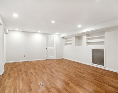 639 Melody Lane - Photo Thumbnail 10