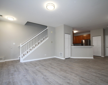 353 Springbrook Trail S - Photo Thumbnail 1