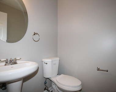 353 Springbrook Trail S - Photo Thumbnail 5