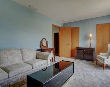 2535 Carrolwood Road - Photo Thumbnail 16