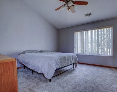 2535 Carrolwood Road - Photo Thumbnail 12