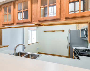 2535 Carrolwood Road - Photo Thumbnail 3
