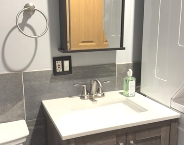5416 W Windsor Avenue - Photo Thumbnail 16