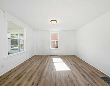 311 North Avenue - Photo Thumbnail 3
