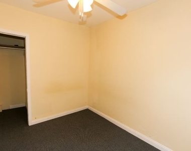 3316 N Southport Avenue - Photo Thumbnail 13