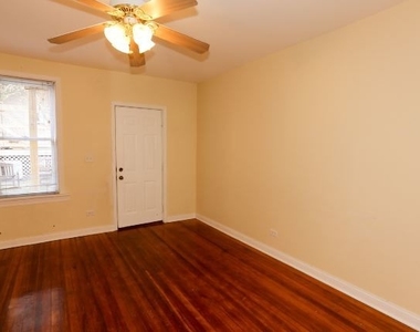 3316 N Southport Avenue - Photo Thumbnail 7