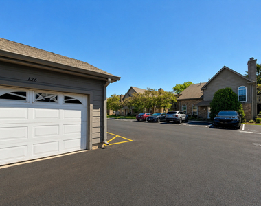 35 Foxcroft Road - Photo Thumbnail 10