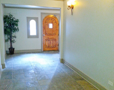6300 N Rockwell Street - Photo Thumbnail 15