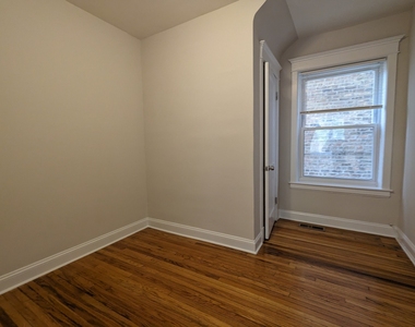 1524 N Kedzie Avenue - Photo Thumbnail 6