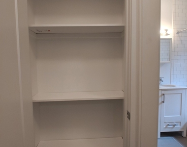 2643 N Spaulding Avenue - Photo Thumbnail 12