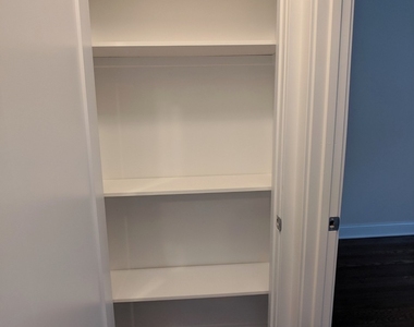 2643 N Spaulding Avenue - Photo Thumbnail 11