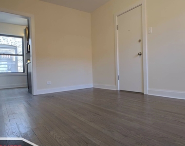 2641 N Spaulding Avenue - Photo Thumbnail 4