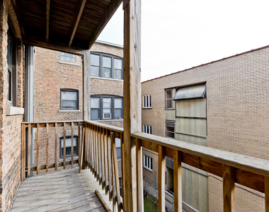 6660 N Damen Avenue - Photo Thumbnail 6