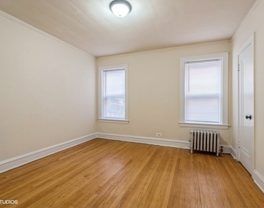 6660 N Damen Avenue - Photo Thumbnail 5