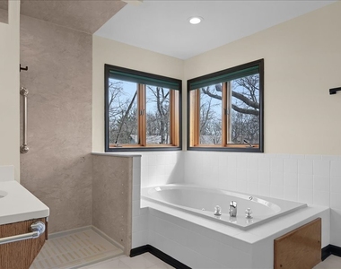 72 Hunter Lane - Photo Thumbnail 20