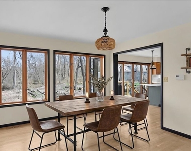 72 Hunter Lane - Photo Thumbnail 6