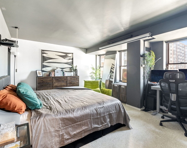 40 E 9th Street - Photo Thumbnail 6