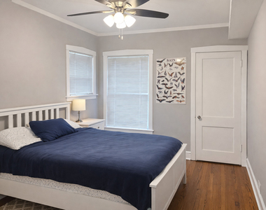 6656 N Newgard Avenue - Photo Thumbnail 7