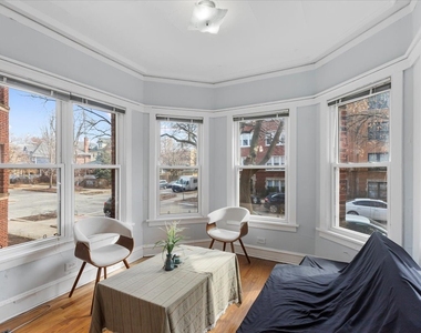 6656 N Newgard Avenue - Photo Thumbnail 2