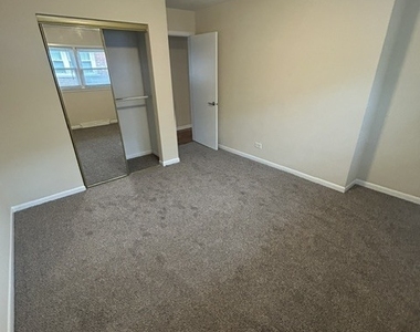 115 W Ash Street - Photo Thumbnail 7