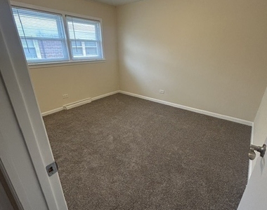 115 W Ash Street - Photo Thumbnail 11