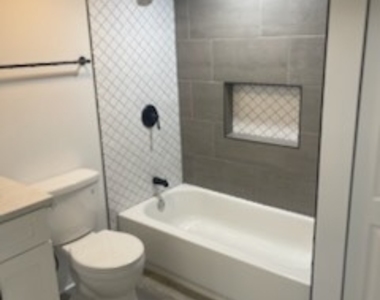6223 W Wabansia Avenue - Photo Thumbnail 8