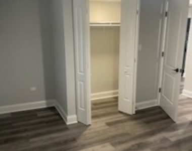 6223 W Wabansia Avenue - Photo Thumbnail 7