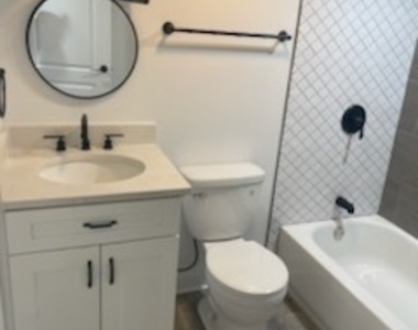 6223 W Wabansia Avenue - Photo Thumbnail 9