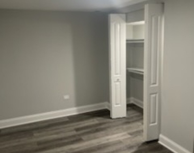 6223 W Wabansia Avenue - Photo Thumbnail 4