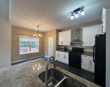 145 Glenside Lane - Photo Thumbnail 19